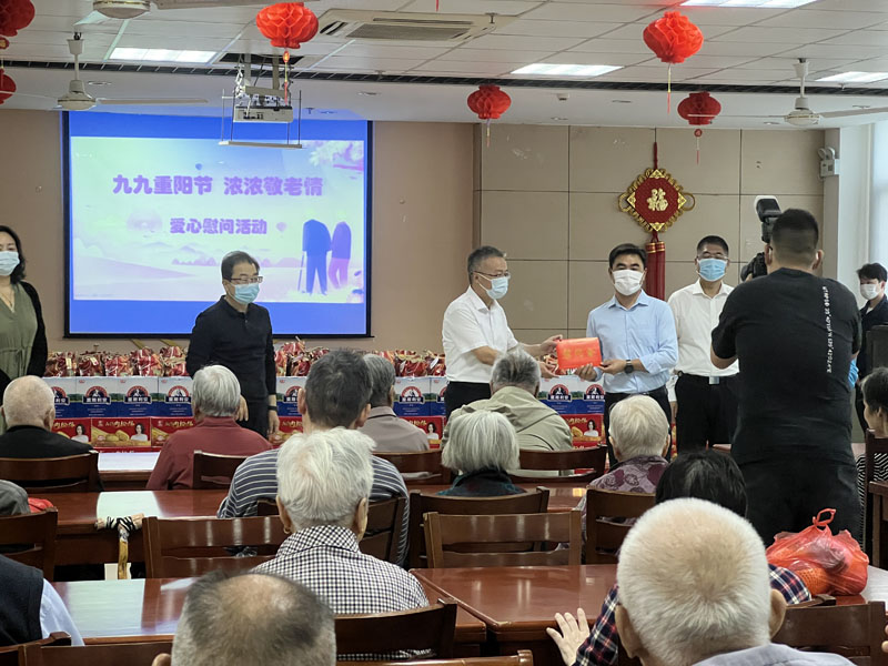 重阳节新吴区领导走访慰问硕放颐养院老人-无锡硕放护理院 重阳节新吴区领导走访慰问硕放颐养院老人-无锡硕放护理院