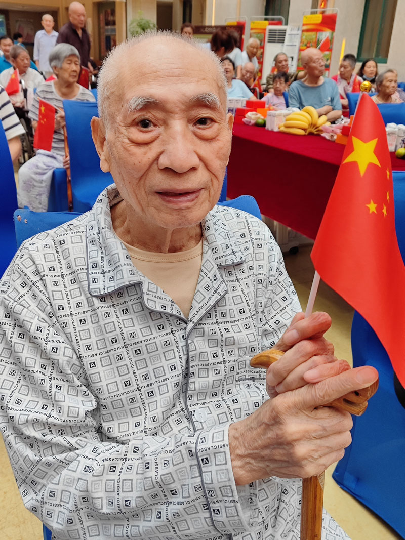 金秋迎国庆 情暖中秋节--无锡市滨湖区蓝天养老院-第4张图片-无锡护理院|无锡养老院|老年公寓|无锡养老服务网