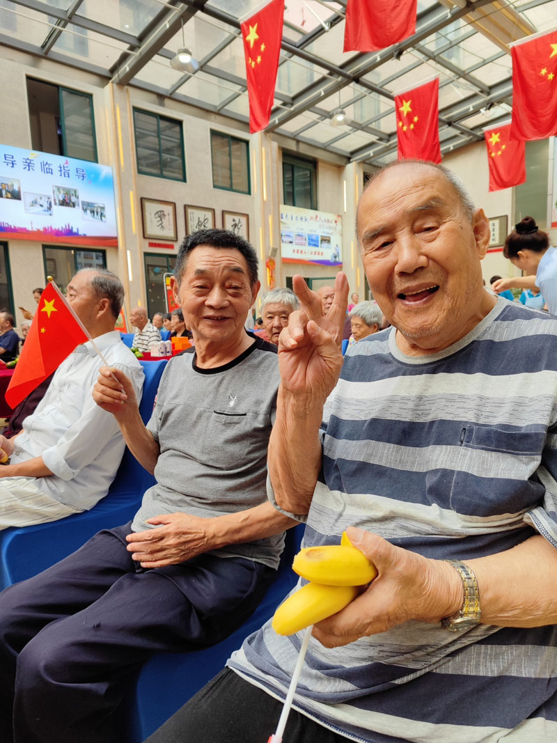 金秋迎国庆 情暖中秋节--无锡市滨湖区蓝天养老院-第20张图片-无锡护理院|无锡养老院|老年公寓|无锡养老服务网