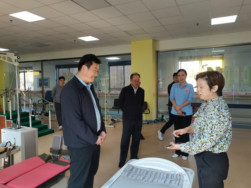 山东省日照城投集团领导莅临参观调研-无锡市梁溪区广益养老中心-第1张图片-无锡护理院|无锡养老院|老年公寓|无锡养老服务网