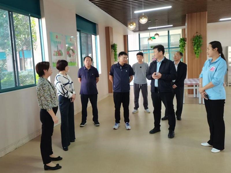 山东省日照城投集团领导莅临参观调研-无锡市梁溪区广益养老中心-第2张图片-无锡护理院|无锡养老院|老年公寓|无锡养老服务网