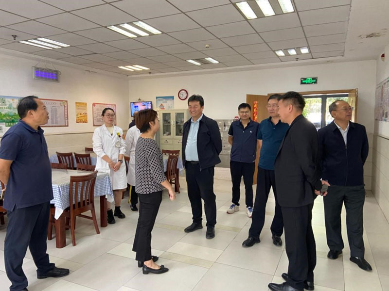 山东省日照城投集团领导莅临参观调研-无锡市梁溪区广益养老中心-第10张图片-无锡护理院|无锡养老院|老年公寓|无锡养老服务网