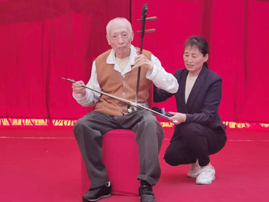 情溢金秋 爱满蓝天 欢度重阳--无锡蓝天护理院-第10张图片-无锡护理院|无锡养老院|老年公寓|无锡养老服务网