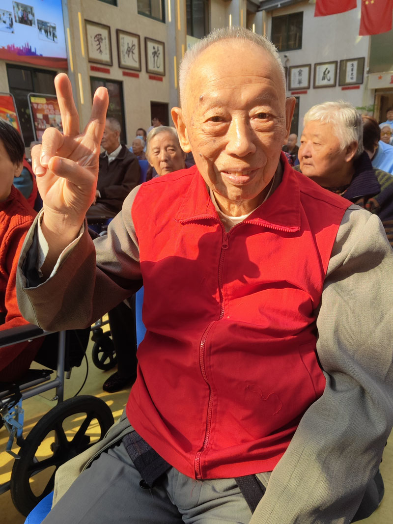 情溢金秋 爱满蓝天 欢度重阳--无锡蓝天护理院-第16张图片-无锡护理院|无锡养老院|老年公寓|无锡养老服务网