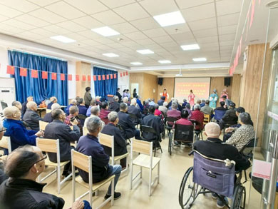 金秋浓浓话重阳 敬老爱老你我他--常州薛家爱心护理院-第16张图片-无锡护理院|无锡养老院|老年公寓|无锡养老服务网