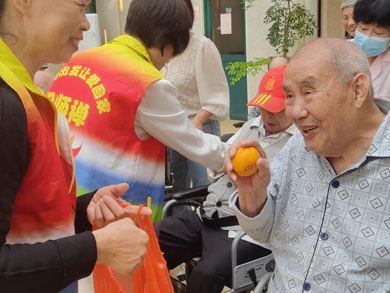走进蓝天  分享快乐--无锡滨湖区蓝天养老院(蓝天护理院)-第13张图片-无锡护理院|无锡养老院|老年公寓|无锡养老服务网