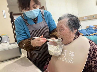 浓浓饺子香，暖暖冬至情---无锡市经开区贡湖颐养院（无锡贡湖护理院）