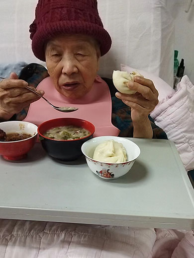 情暖腊八节 粥浓心更甜---无锡市滨湖区蓝天养老院-第10张图片-无锡护理院|无锡养老院|老年公寓|无锡养老服务网