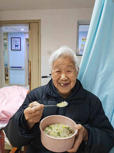 情暖腊八节 粥浓心更甜---无锡市滨湖区蓝天养老院-第18张图片-无锡护理院|无锡养老院|老年公寓|无锡养老服务网