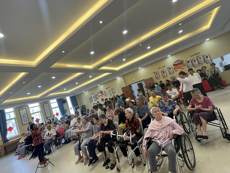 月圆人团圆，情暖颐养院---无锡贡湖护理院-第12张图片-无锡护理院|无锡养老院|老年公寓|无锡养老服务网