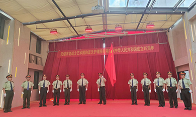 爱心汇聚护理院 歌声传递送温暖-第4张图片-无锡护理院|无锡养老院|老年公寓|无锡养老服务网