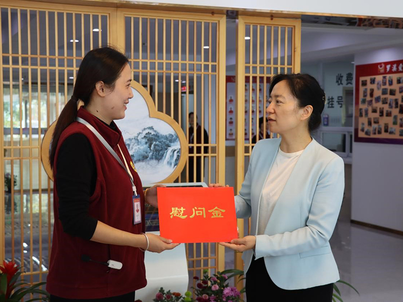 重阳情深，温暖敬老——盛市长重阳节慰问常州罗溪爱心护理院及全院老人-第3张图片-无锡护理院|无锡养老院|老年公寓|无锡养老服务网